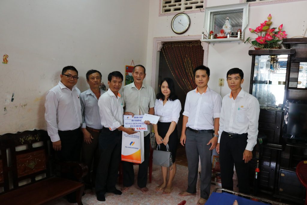 BCH Công đoàn, Đoàn Thanh niên PJICO Tây Ninh thăm và tặng quà gia đình Ông Phạm Quang Khi