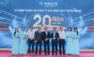 Vinh danh cán bộ có nhiều nhiều năm gắn bó và cống hiến với PJICO Tuyên Quang
