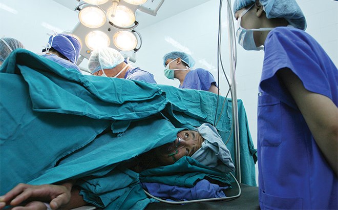 Muôn hình vạn trạng trục lợi bảo hiểm sức khỏe